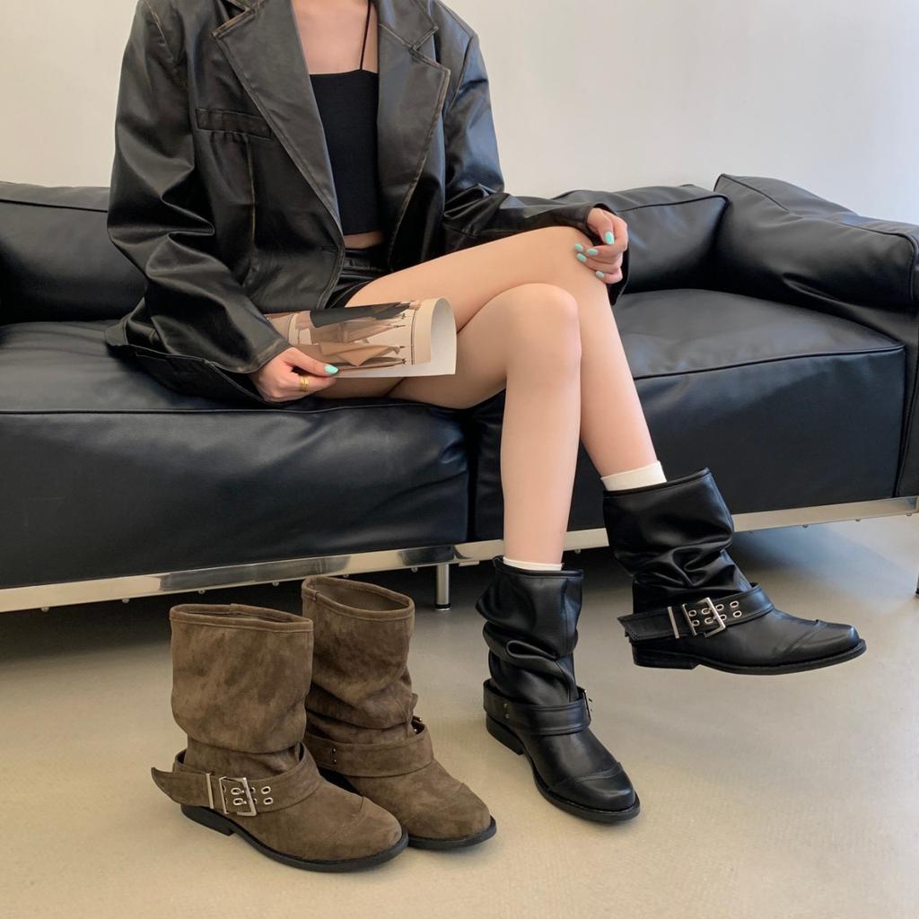 New short boots simple and versatile temperament boots women's locomotive boots retro wind stacked belt buckle knight boots pleated