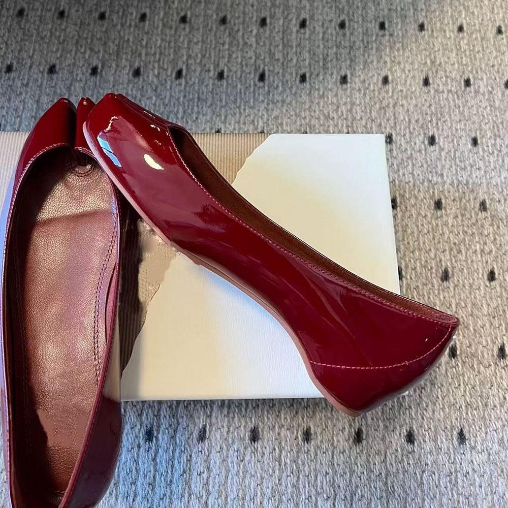 Fashion Fashionable Shiny Pig'S Feet Toe Separation Single Shoes For Women, Comfortable Ballet Shoes With Insole Height Increase