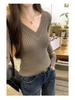 Chic V-neck Slim-Fit Long-Sleeve Knit Sweater for Women - Perfect for Autumn and Winter.