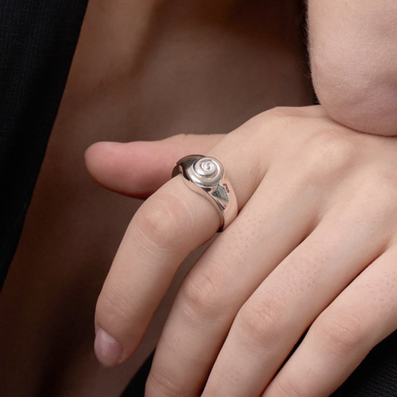 TIERNO R.004/SHELL BOLD RING