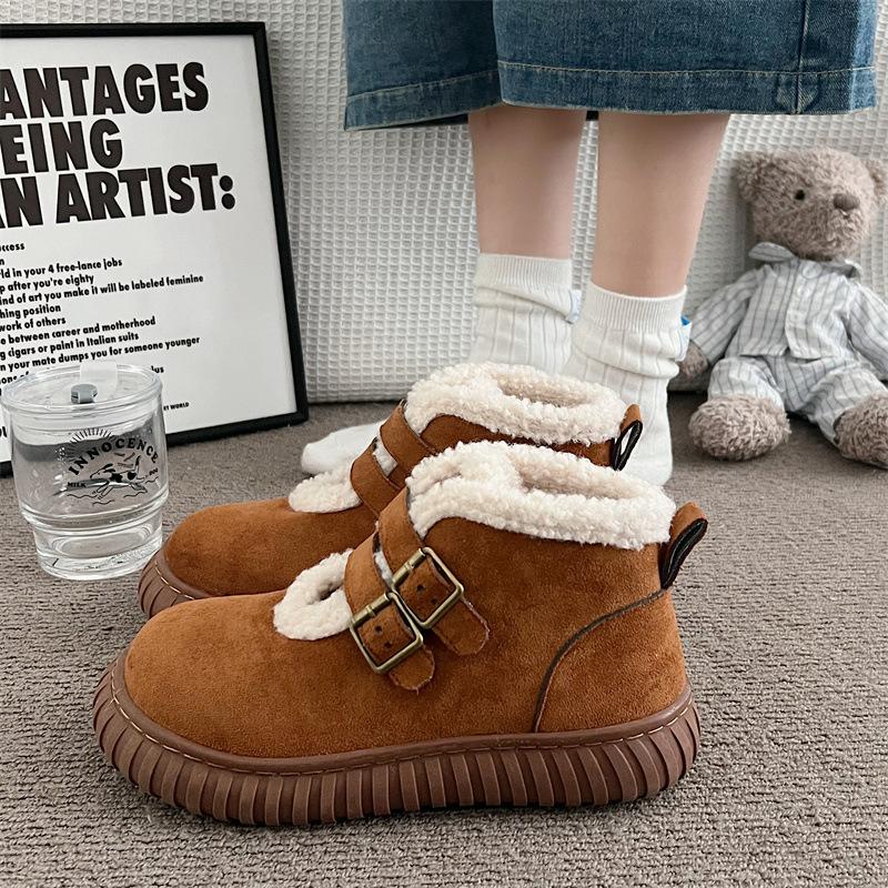 Snow boots women's winter 2025 new British wind piled thickened warm fur integrated thick-soled fluffy cotton shoes