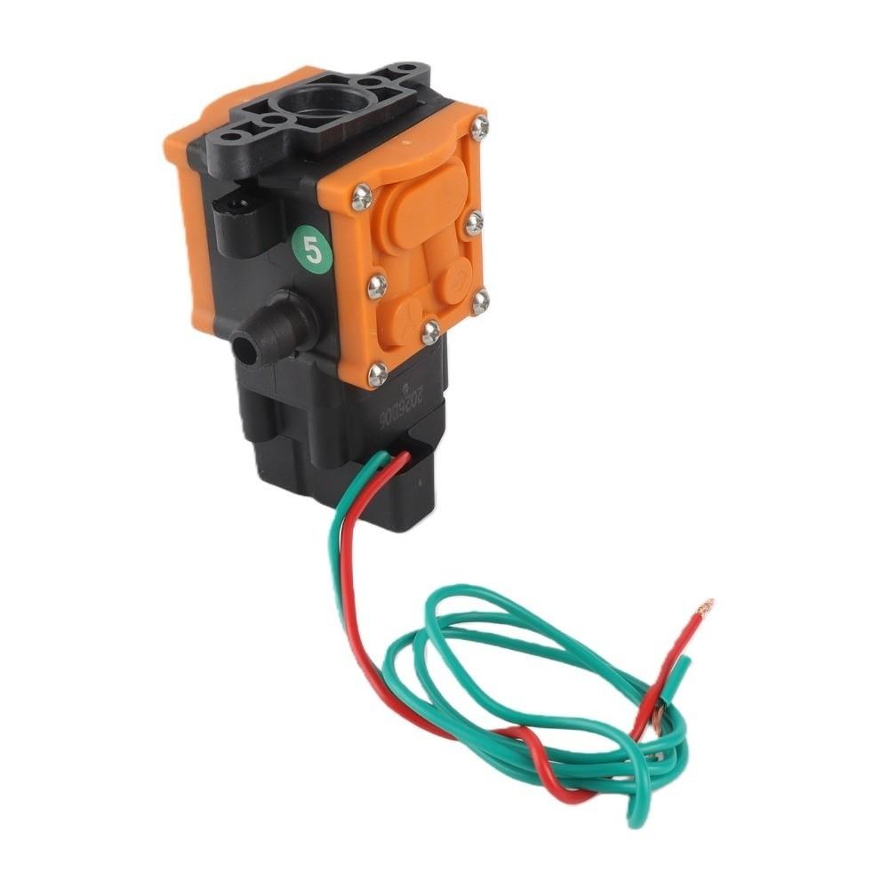 Plastic Water Pump Head 12V Garden Sprayer Pump Head Diaphragm Pump Head Garden Sprayer Repair