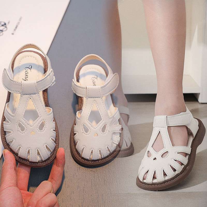 2025 girls shoes sandals dance baby summer fashion princess little girl student middle aged and older soft sole non-slip
