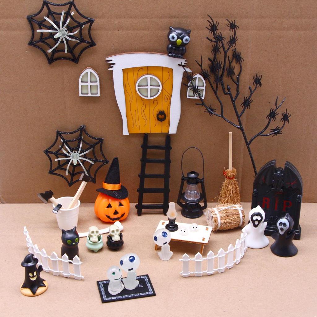 Mini Wooden Dollhouse Jigsaw Table Blythe Doll Scene Prop Accessories