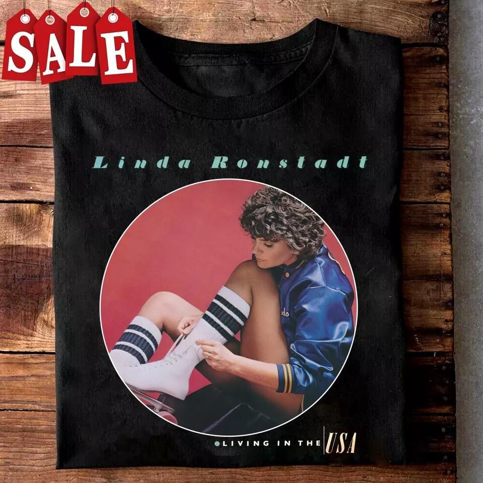 Rara T-shirt Unisex Linda Ronstadt Living In The USA 1978 Uomo Tutte le Taglie T-shirt Unisex