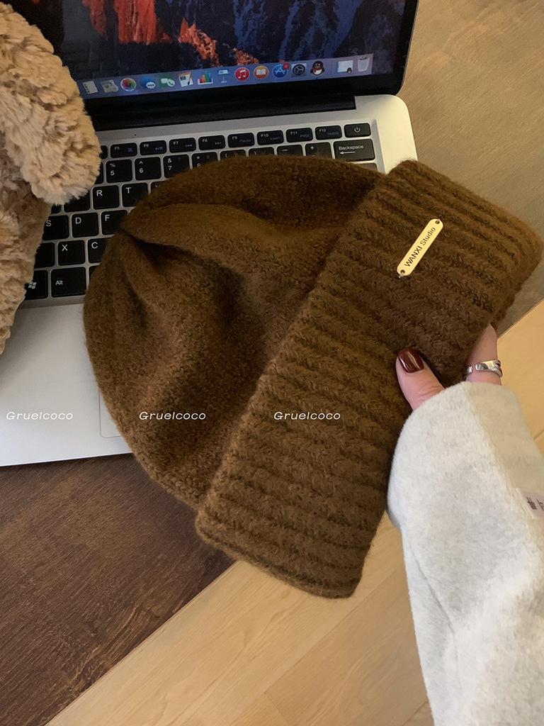 Congee cocoa, wool hat female Korean version versatile face small warm ear protection knitted hat loose pullover cold hat