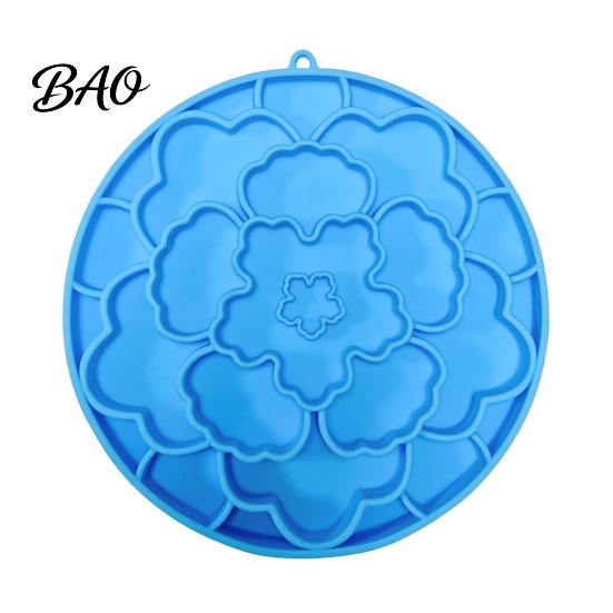 Slow Feeder for Wet And Dry Food Pet Mat, Soft Silicone Dog Lick Prevents Choking, Dish Dogs Cats Kibbles Thick Treat Multi-grid Mat