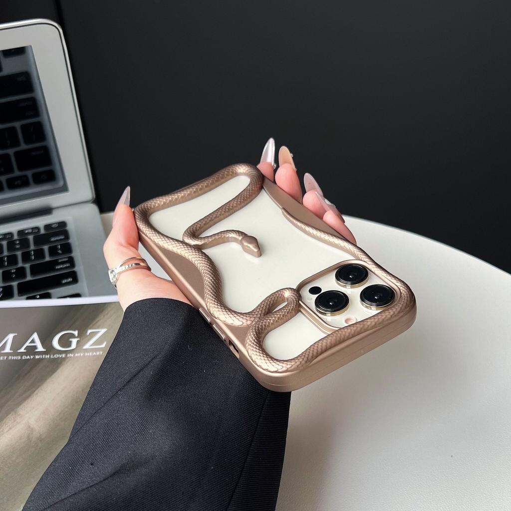 Advanced Matte Snake for iPhone17PROMAX Mobile Phone Case Hollow Heat Dissipation Electroplating Snake Apple 16