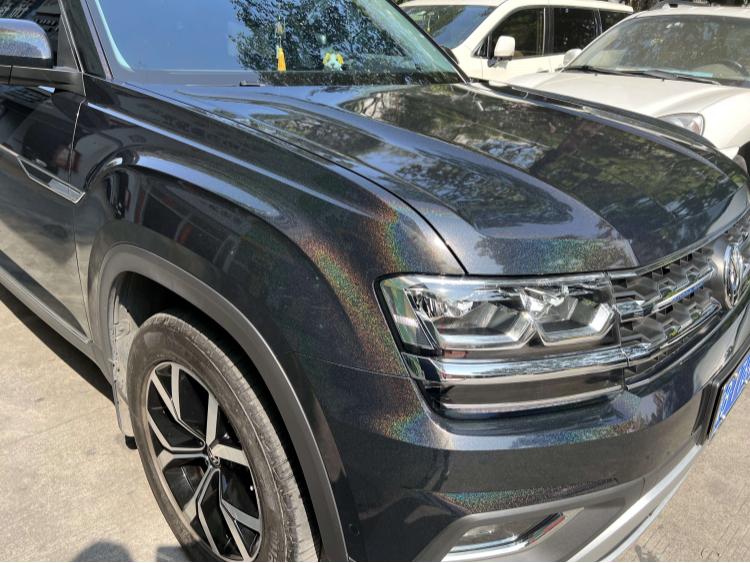 Gloss Black Car & Motorcycle Wrap - Crystal Piano Finish