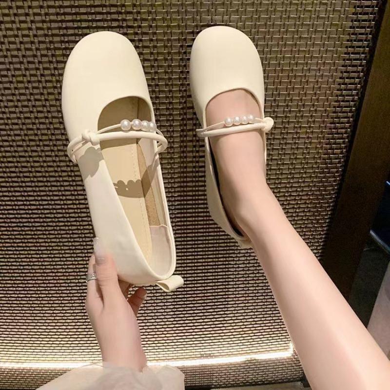 Women's Mary Jane Flats with Pearl Strap Comfortable Round-Toe Casual Shoes