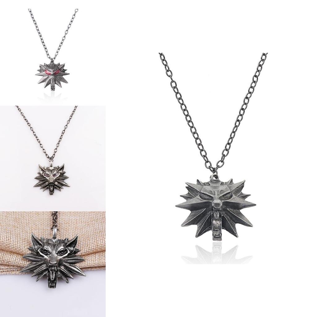 Medicine Man Metal Redeyed Wolf Pendant Necklace For Men With Animal Design And Gothic Style