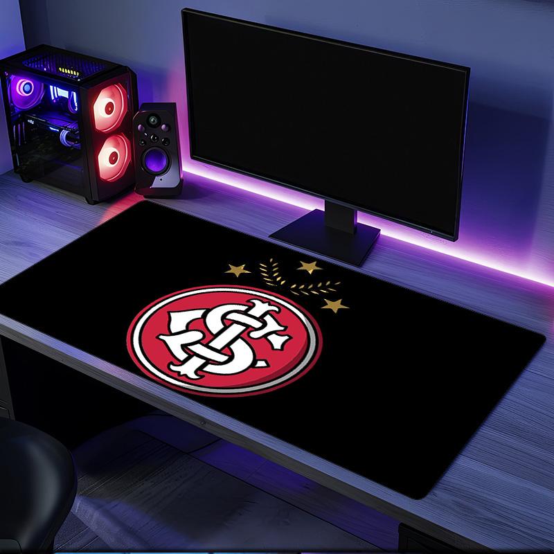 Sc Internacional Crest mouse pad, rubber base, esports desk mat, mouse pad for gamers and office use, gaming desk , easy to clean mat