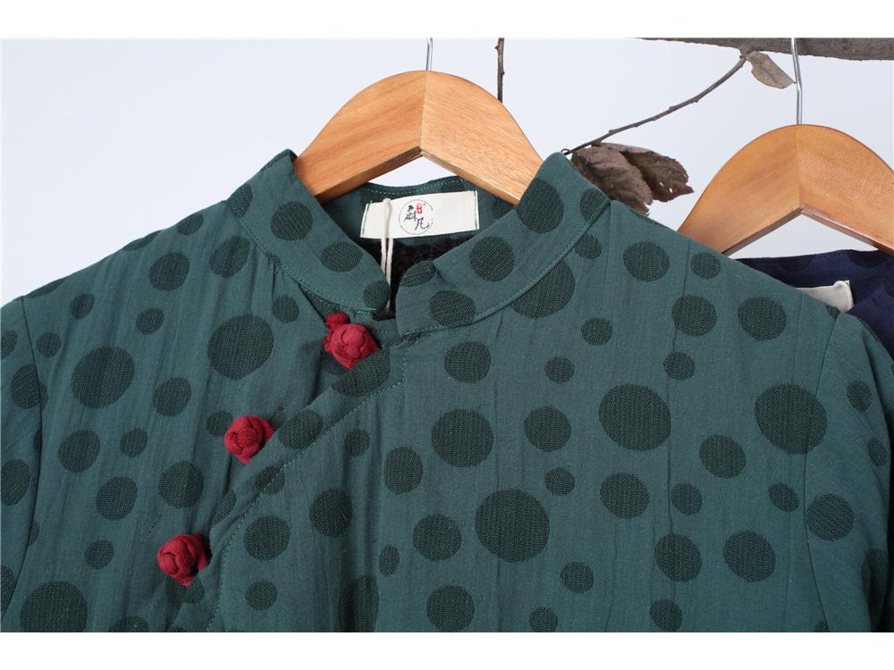 Autumn/Winter Ethnic-Style Fleece-Lined Cotton Linen Long Dress with Frog Buttons and Lantern Skirt.