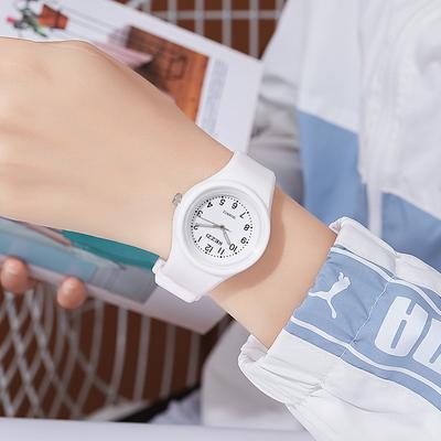 Jednoduché dámské hodinky ve stylu Ins Temperament Waterproof Quartz Fashion Neformální studentské hodinky