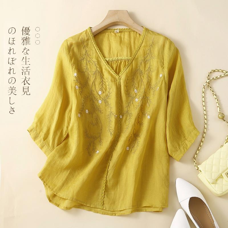 V-neck Five-quarter-sleeved Embroidered Cotton and Linen Shirt for Women's 2025 Summer New Thin Top with Loose Temperament and Beautiful Shirt