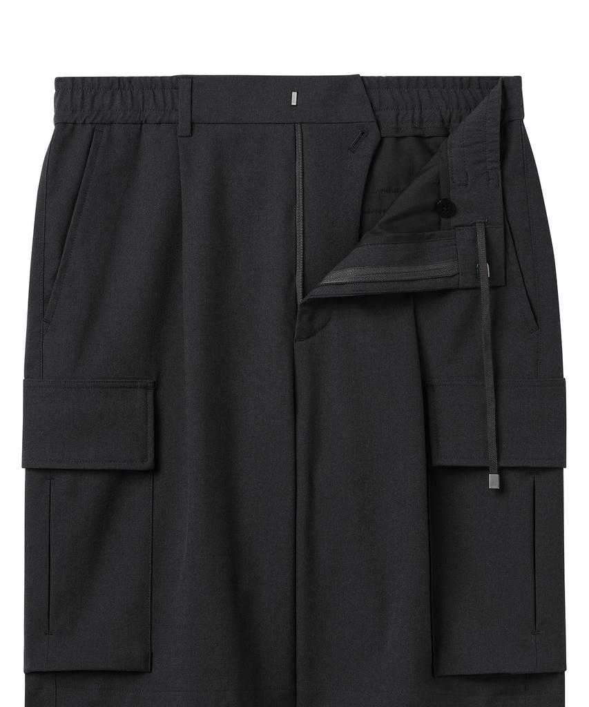 MUSINSA STANDARD Wide Banding Cargo Half Slacks [Dark Gray]