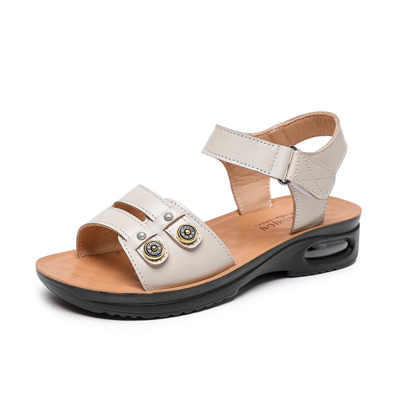 

Женские летние плоские нескользящие сандалии для женщин среднего возраста, мягкая кожа с воздушной подушкой 35 бежевый