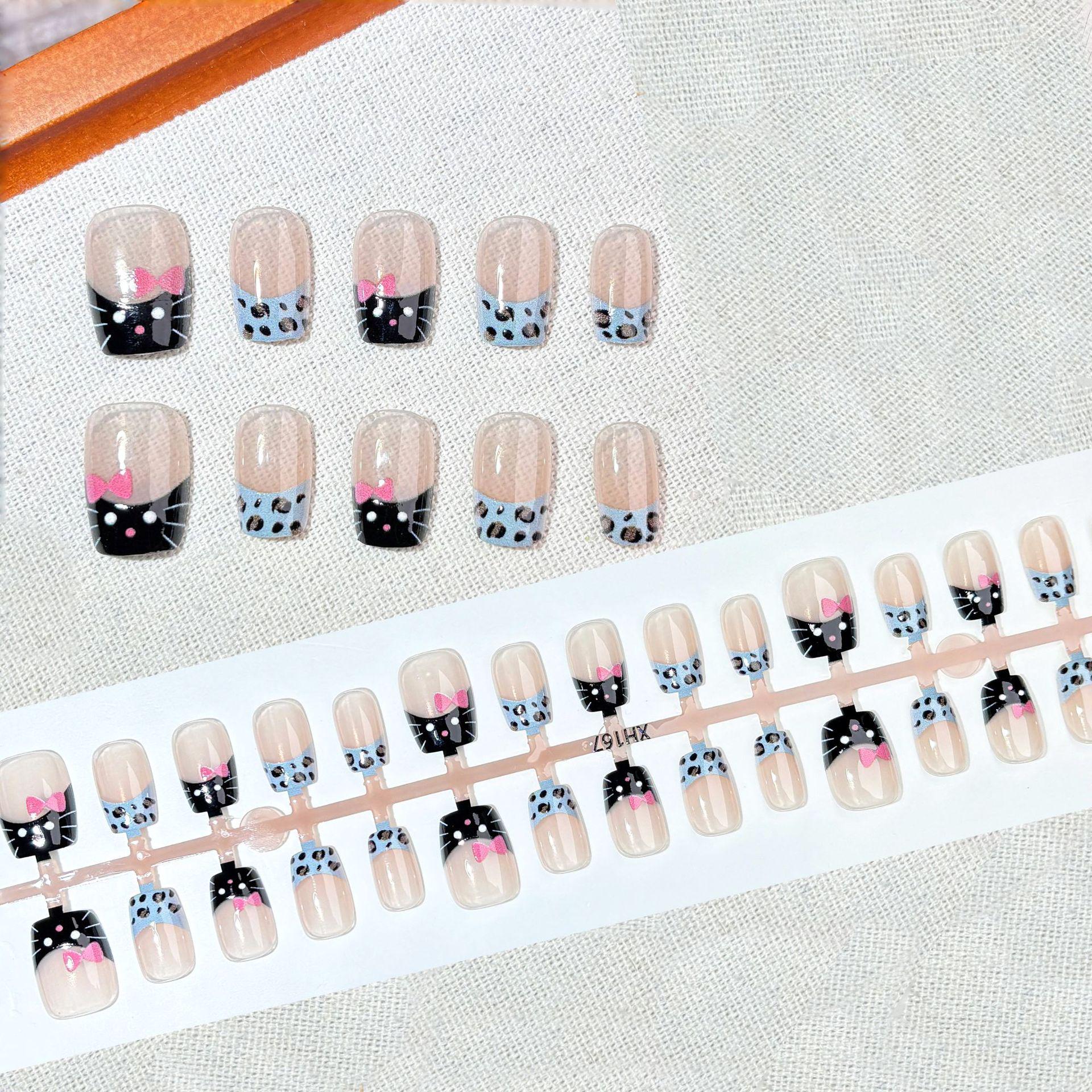 

Sweet Y2K French Blue Leopard Print Cat Press-On Nails - Short & Modern Nail Art Patches
