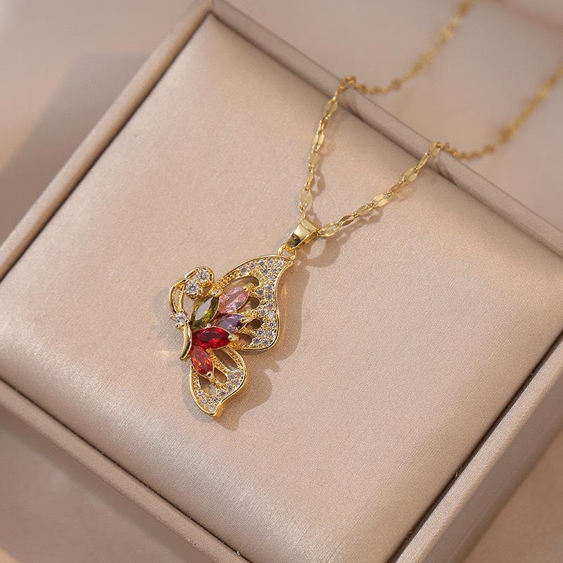 Butterfly Necklace with Color-Retaining Zircon - Fashionable, Versatile Women's Jewelry Accessory.
