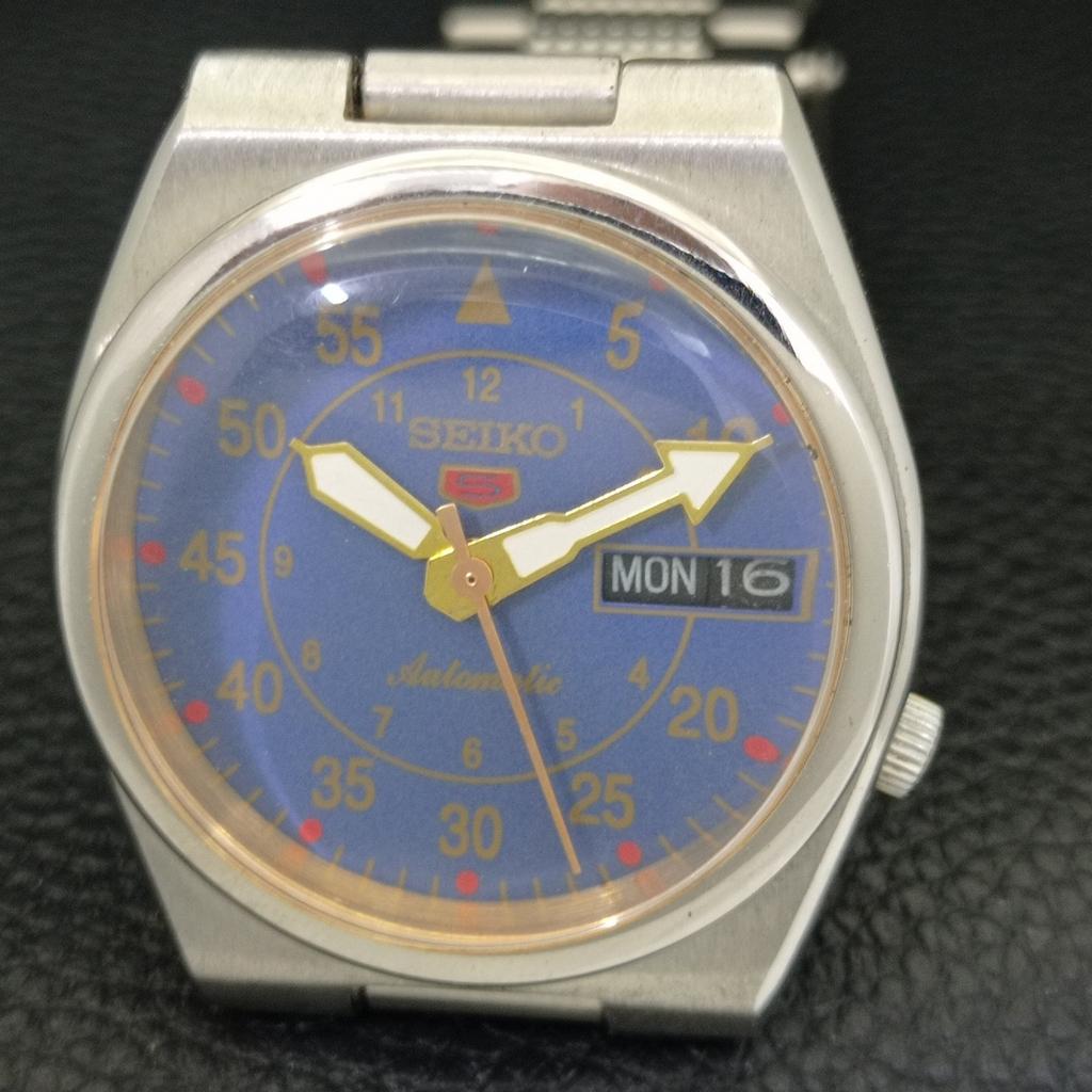 GENUINE VINTAGE SEIKO 5 AUTOMATIC 7S26A JAPAN MENS BLUE DIAL WATCH A702465-5 R124-a702465
