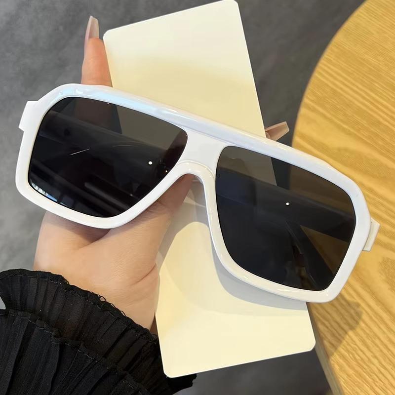 Non-polarized Vintage Large Frame Square Sunglasses Men Women Toad Looking Glass Fashion Outdoor Travel Sunshade Sunscreen Eyeglasses