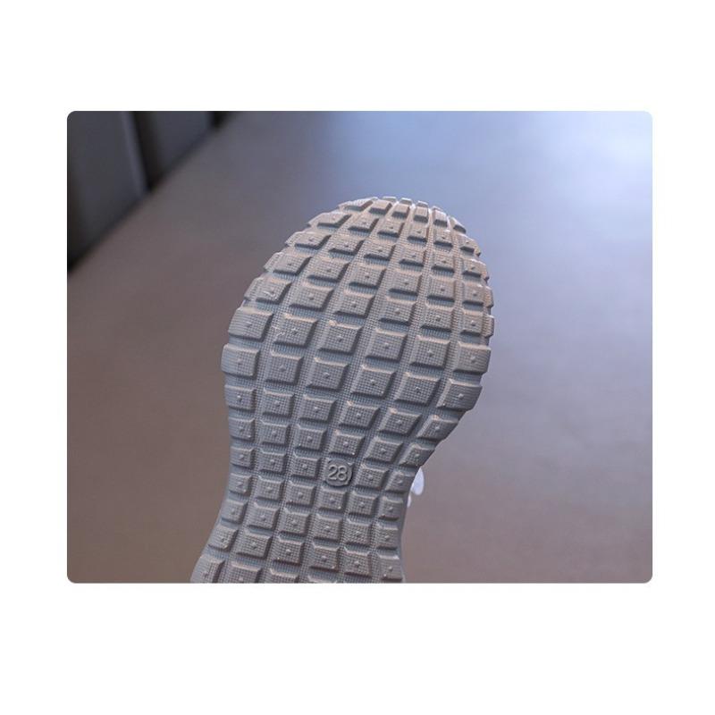 Cute Girls Shoes Mesh Closed-Toe Sport Sandals New Style Fashion Sneakers for Older Kids, Toddler Casual Shoes for Girls