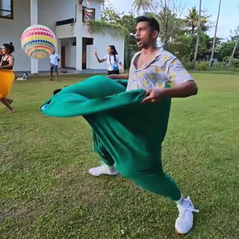 Kid Adult Granny Pants Yard Game Marker Cones Games Field Family Reunion Giant Outdoor Ball Sensory Tossing Game Toys Set