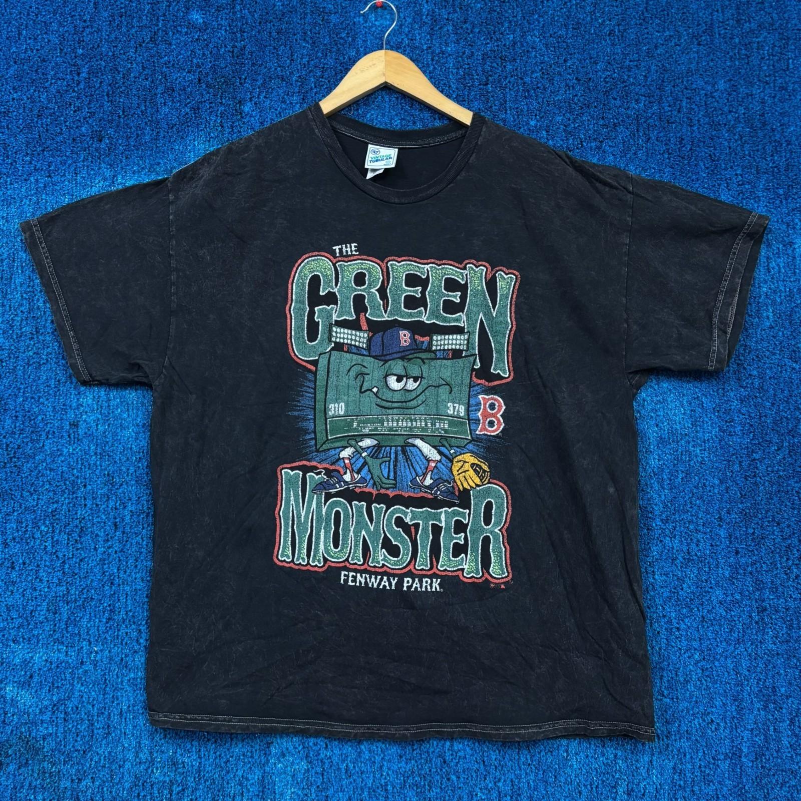 Boston Red Sox The Green Monster of Fenway Park MLB Tee 2X Unisex T-Shirt XXXL
