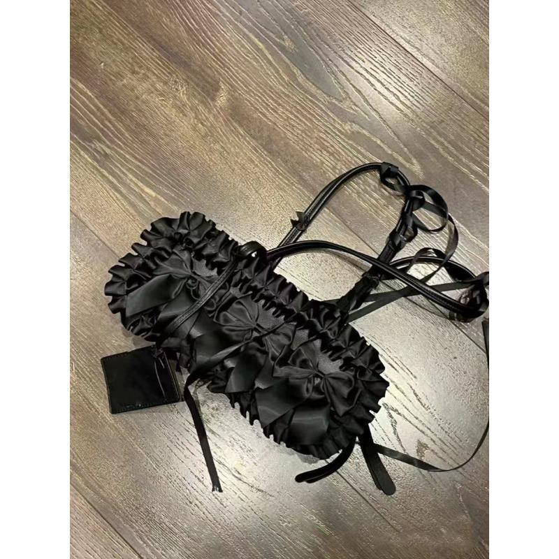 Black bag women's summer new shoulder messenger bag female student armpit bag bow handbag cool