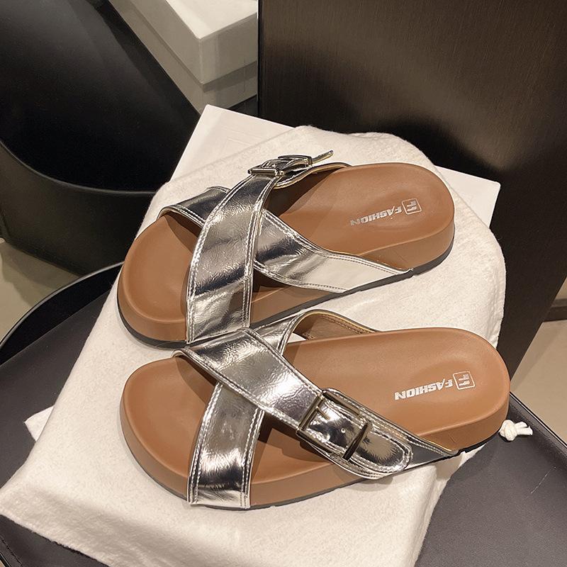 

Flat bottom one-word drag women wear 2025 new summer with skirt soft bottom fairy style casual versatile beach sandals 35 серебряный