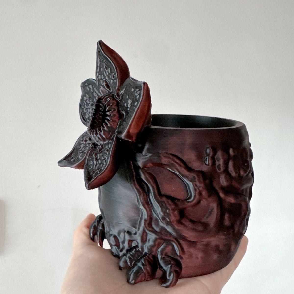 

3D рельефный держатель для ручек Stranger Things, Настольные декоративные украшения A