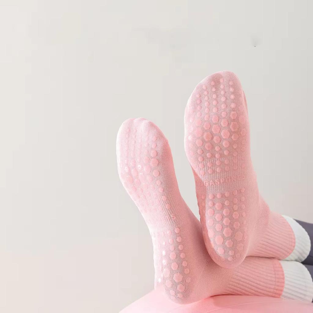 Traction AntiSlip Grip Breathable AirFlow Elastic Cozy MidCalf Pilates Exercise Studio Practice Cotton Custom Logo Yoga Socks