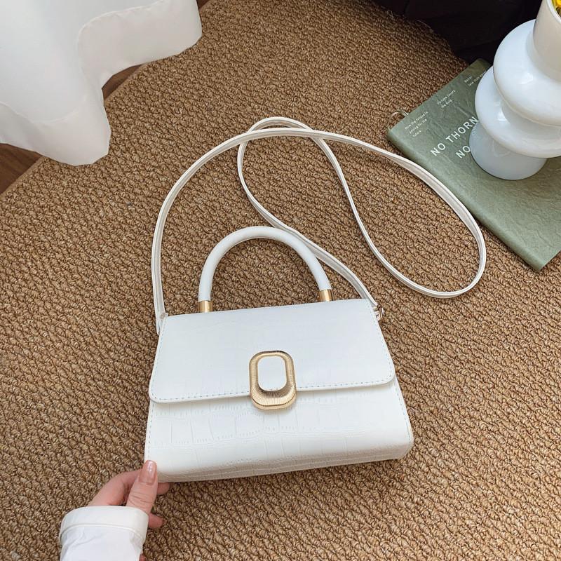 Fashion Pu Small Square Shoulder Bag With Lock Closure For Daily Use