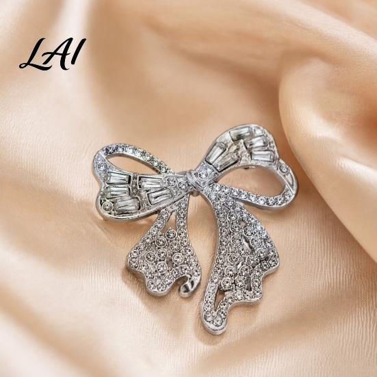 Women Fashion Accessory Sparkling Rhinestone Bow Brooch Mini Bowknot Shaped Lapel Alloy Pin Pin Clothing Jewelry for Girls
