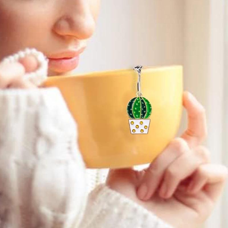 Pack Of 2 Themed Tea Infusers Holiday Nature Designs Decorative Pendant Creative Tea Strainers For Gifting