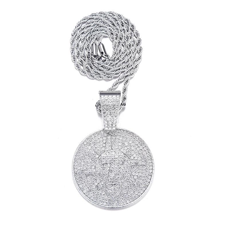 Exaggerated Rhinestone Star Pendant with Cuban Chain