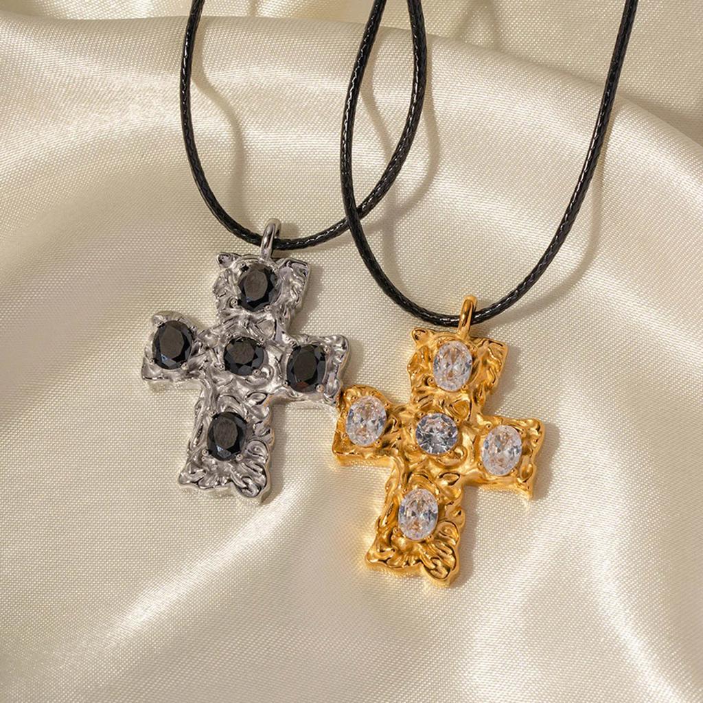 Diamond Studded Neckchain Fashionable Crucifix Pendant Necklaces Adjustable Collarbone Chain Cross Jewelry Ornament