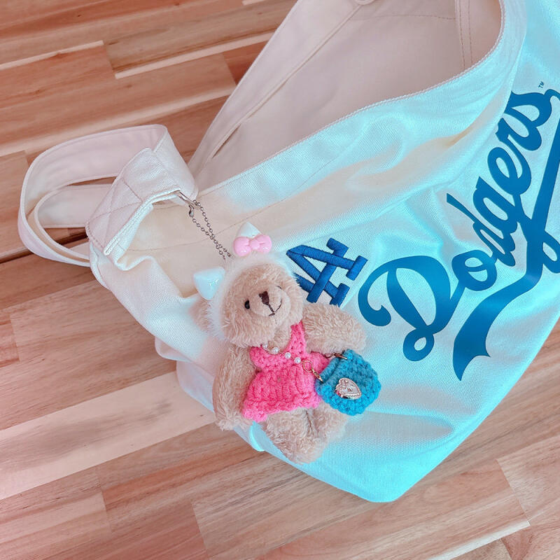 Knit one-piece ball touch teddy bear keychain (3 types) (1) Pink one-piece teddy bear