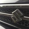 Conjunto de Emblema de Grade Frontal e Adesivo de Emblema de Porta-malas Traseiro em ABS para Suzuki S-Cross, Vitara, Swift, SX4, Alivio - Acessórios de Logo para Carro