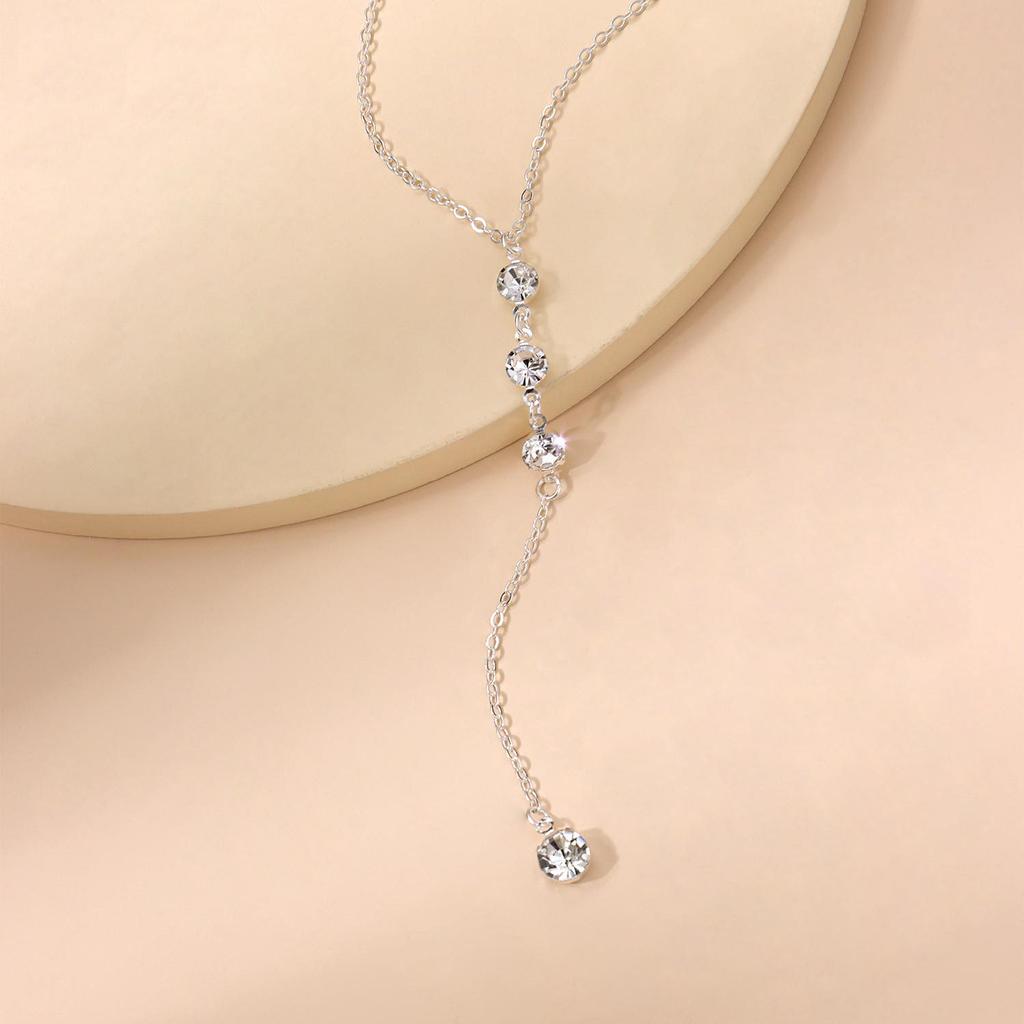 Fashion New Collarbone Chain Spring New Women's Necklace Diamond Pendant Exquisite Trend Jewelry