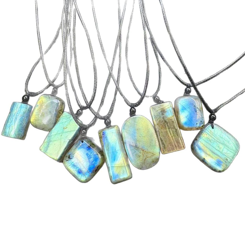 Hög Blå Flash Labradorit Oregelbunden Hänge - Unisex Kristallhalsband