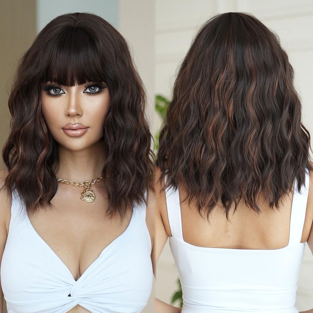 Synthetische Mittellange Wellige Goldbraune Perücken mit Pony Damen Blondes Haar Täglich Party Kostüm Hitzebeständige Faser