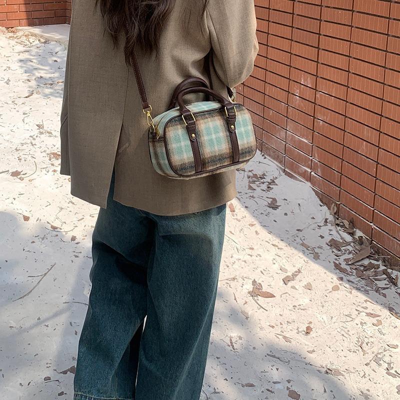 Woolen Hand-held Bowling Bag Vintage Preppy Print All-in-one Crossbody Bag