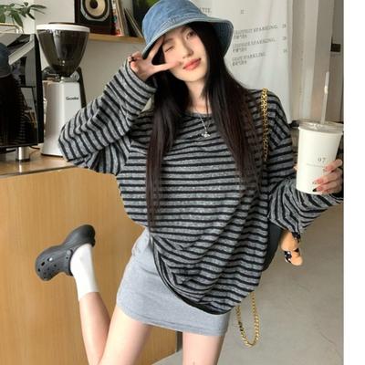 Striped Long Sleeved Loose Women T-shirt Spring Autumn Fashion New Korean O Neck Medium and Long Outer Wear Blouse Casual Simple Office Shirts Tees
