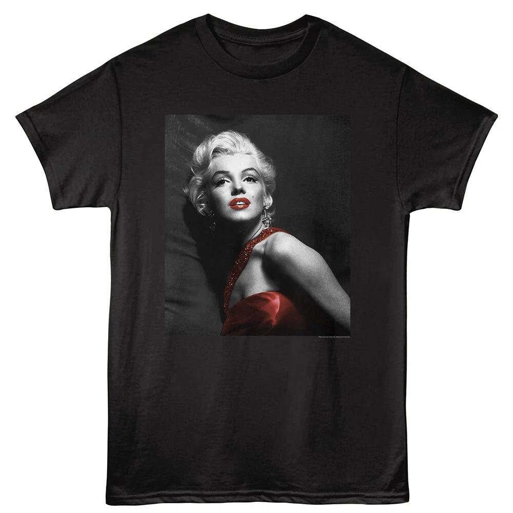 Marilyn Monroe Beautiful Lady In Red Photo Men s T Shirt S