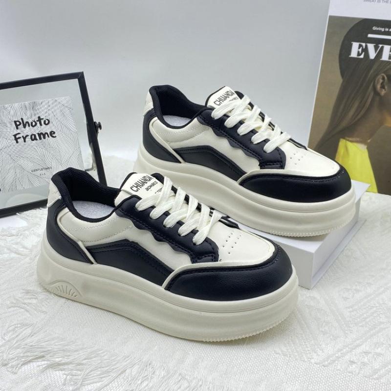 

Popular little white shoes women s 2025 spring new thick-soled single shoes versatile sports and leisure small height-increasing board shoes 35 чёрный