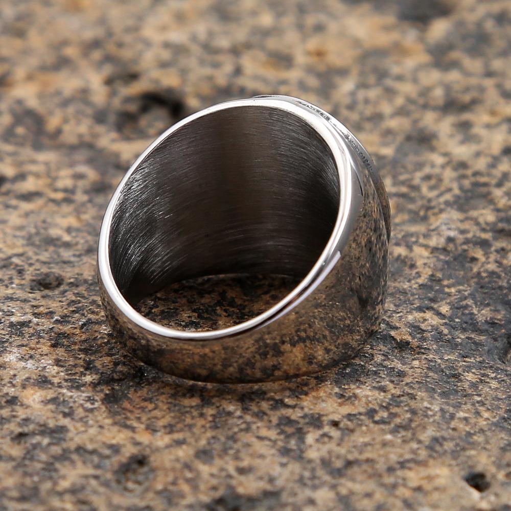 Klassischer Siegelring mit Lorraine-Kreuz für Männer, goldfarben/farbig, Edelstahl, orthodoxer Kreuzring, männlicher Punk-Biker-Schmuck