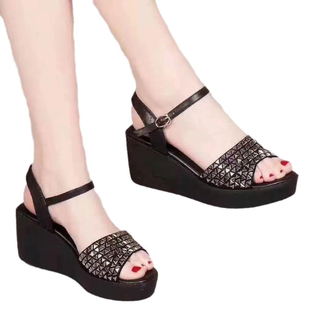 Fashion Clogs With Heel Comfort Shoes for Women High Sandals Female Increasing Height Muffins shoe 2024 Summer Thick High-heeled Flat Be