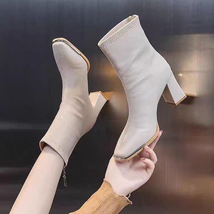 Women Are Not Tired of Thick-heeled Short Boots, Warm Autumn and Winter, Metal Commuter High-heeled Boots, and Square-headed New 2025 Martin Boots.