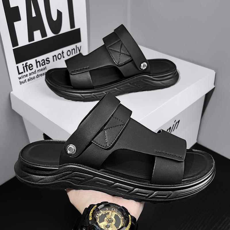 Sandals Men's 2025 New Summer Sports and Leisure Outer Wear, Light Driving and Stepping On Shit, Men's Dual-purpose Beach Sandals
